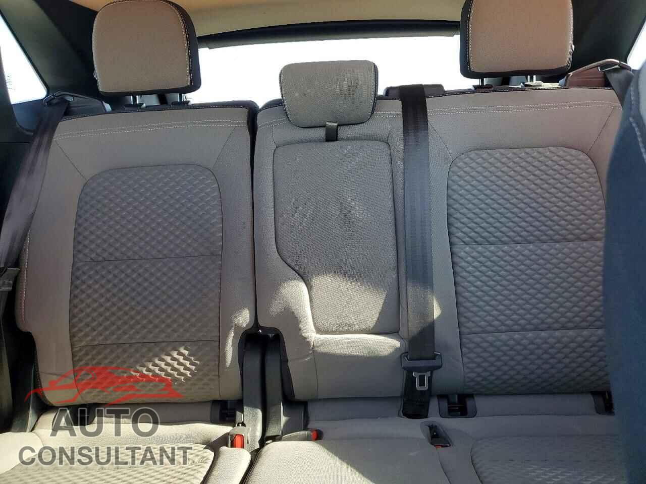 FORD ESCAPE 2020 - 1FMCU0G63LUA10526