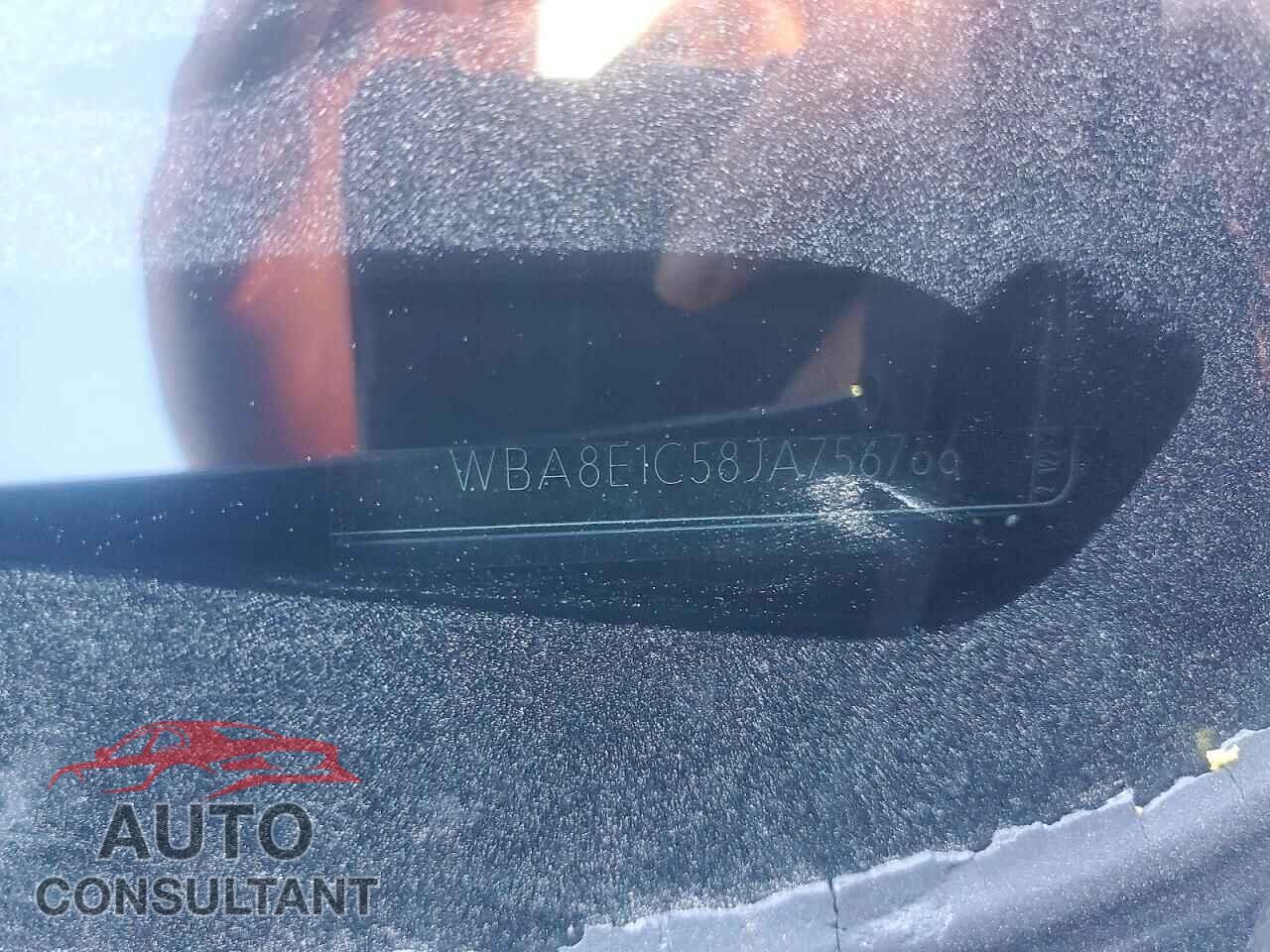 BMW 330E 2018 - WBA8E1C58JA756766