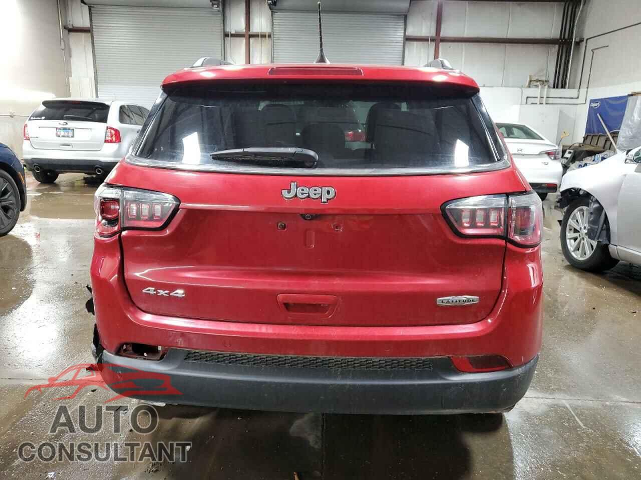 JEEP COMPASS 2018 - 3C4NJDBB2JT359881
