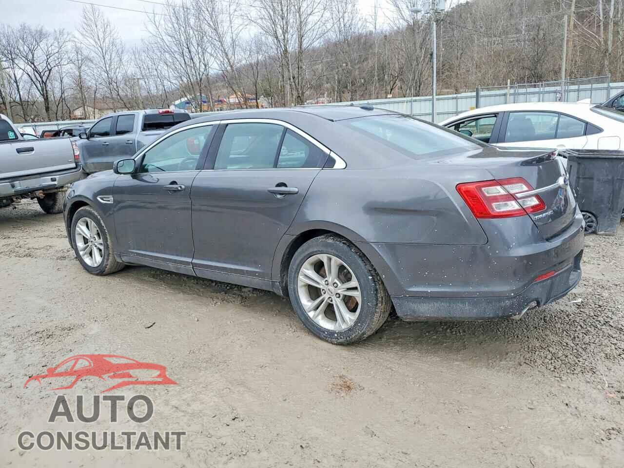 FORD TAURUS 2015 - 1FAHP2E87FG130775