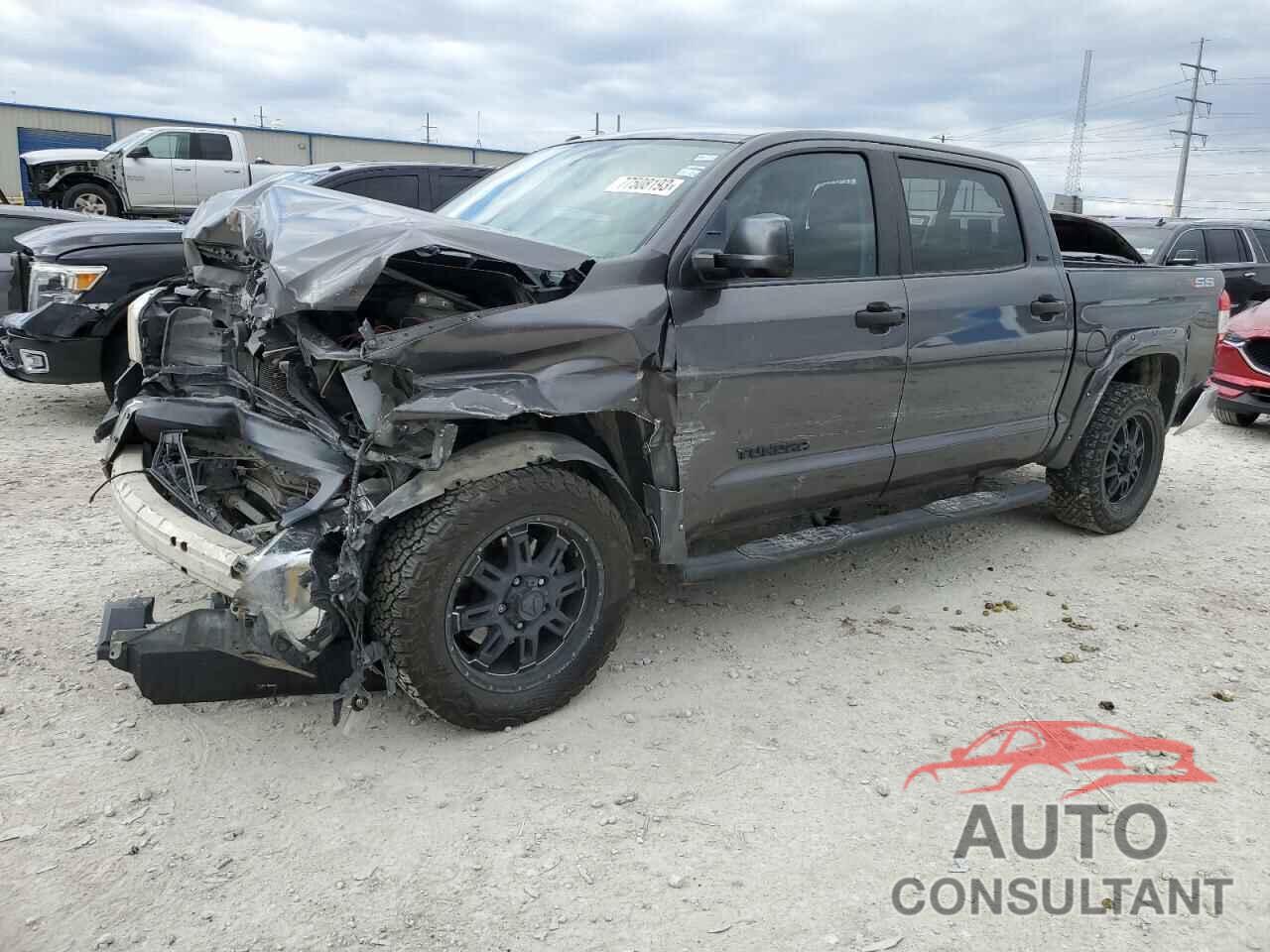 TOYOTA TUNDRA 2016 - 5TFEM5F15GX100782