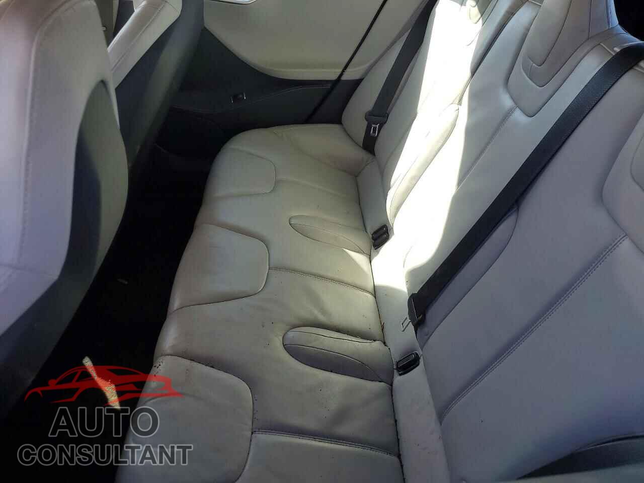 TESLA MODEL S 2014 - 5YJSA1S19EFP36445