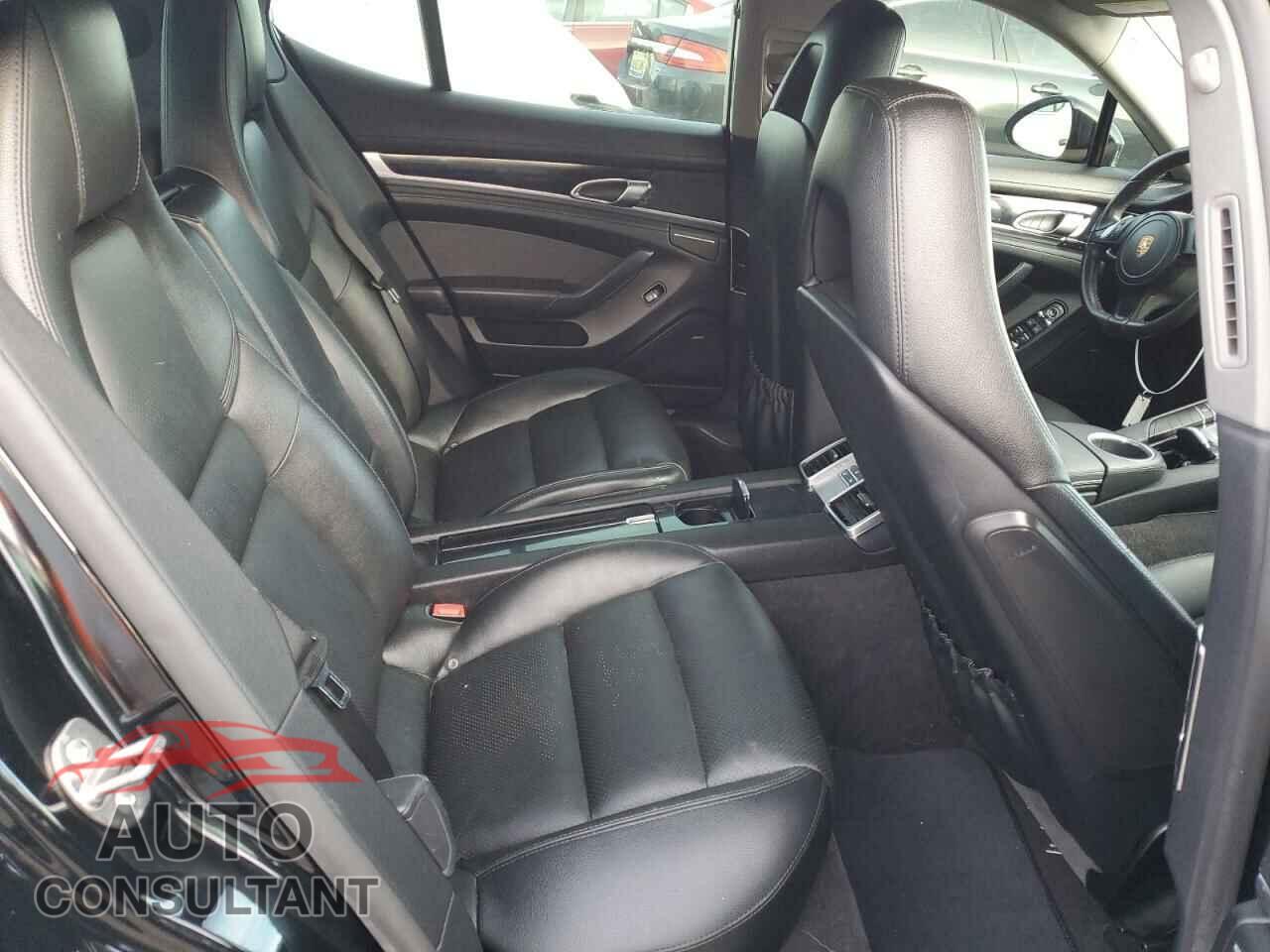 PORSCHE PANAMERA 2015 - WP0AA2A75FL007316