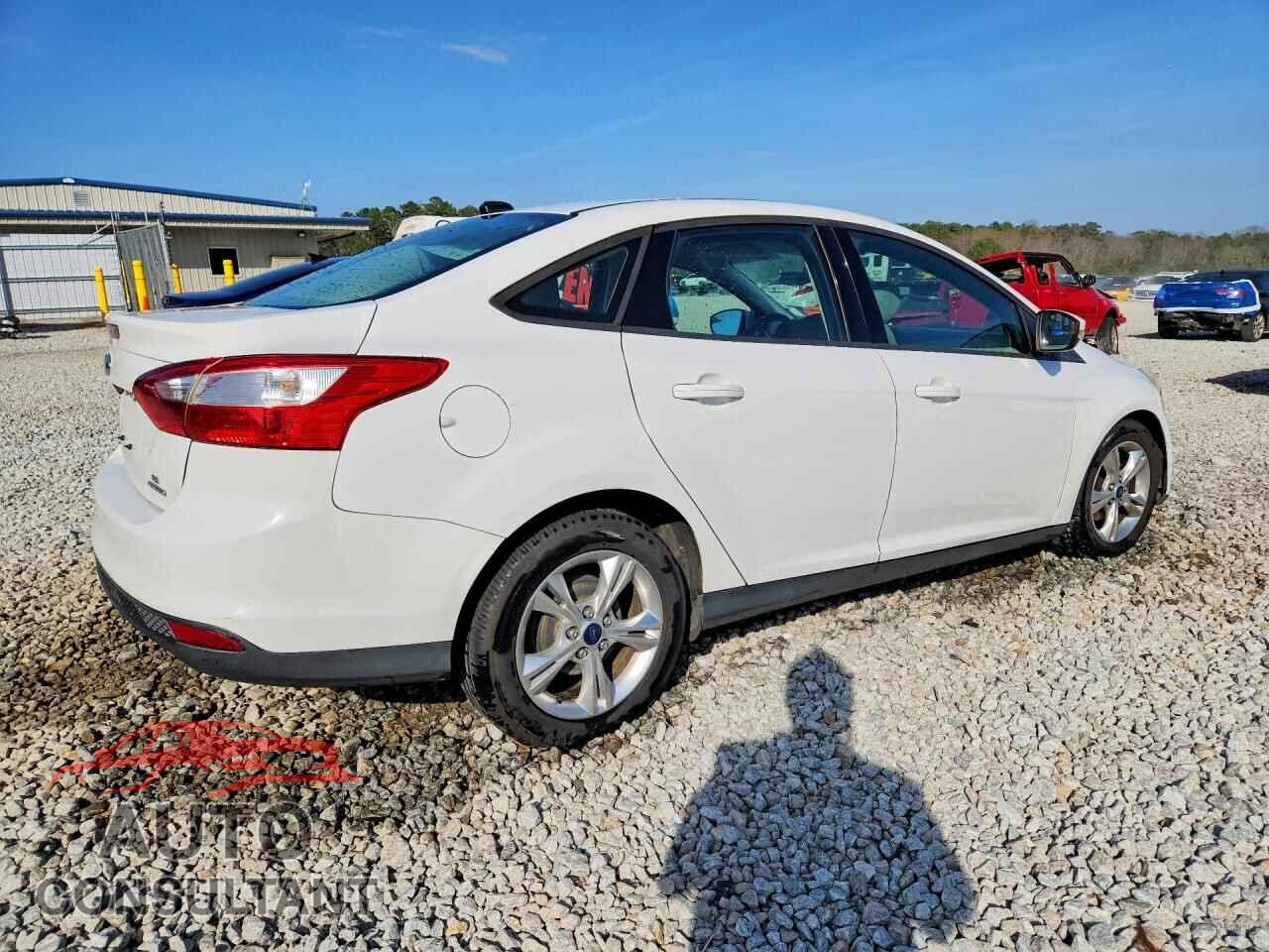 FORD FOCUS 2014 - 1FADP3F22EL368733