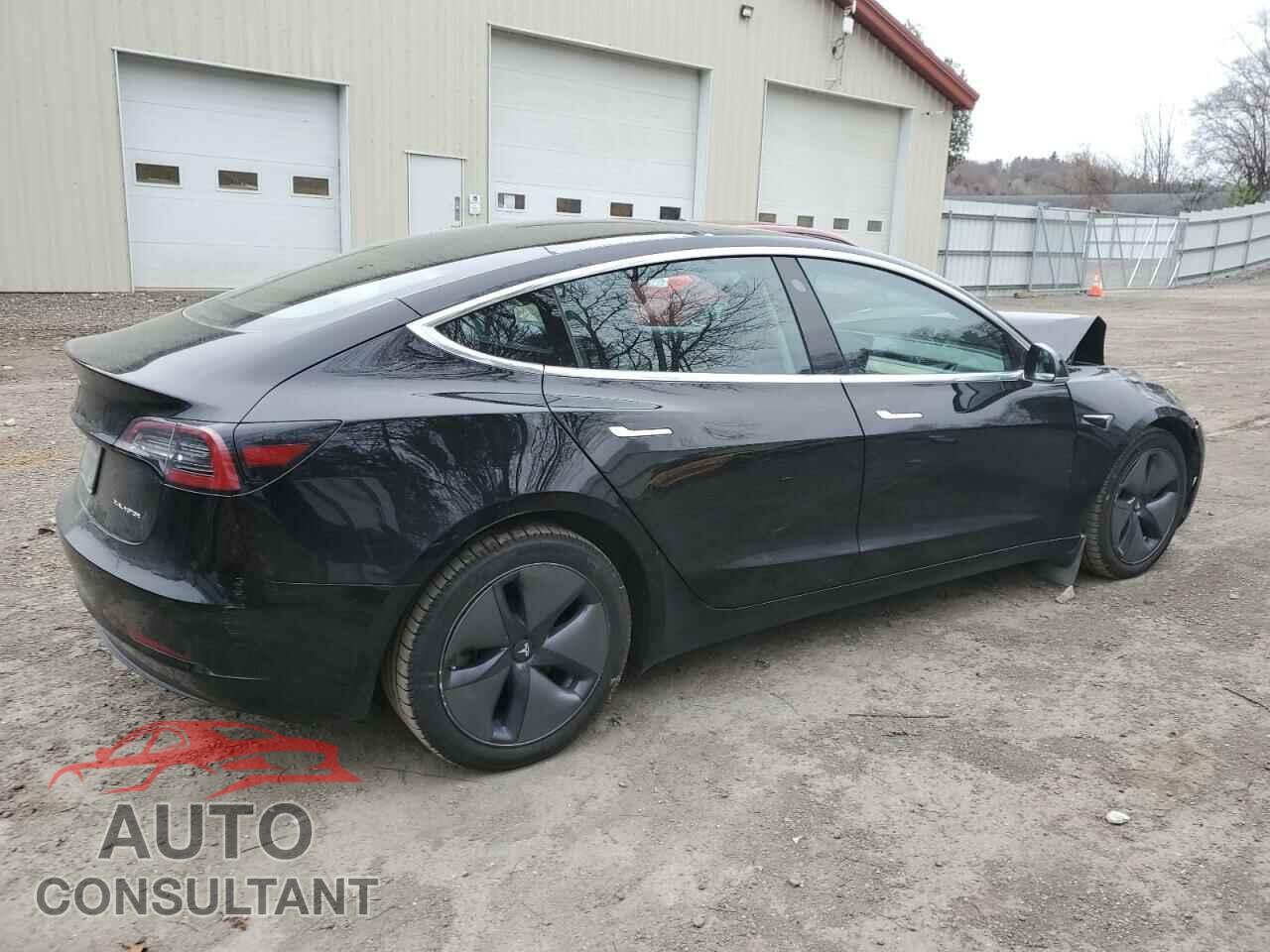 TESLA MODEL 3 2019 - 5YJ3E1EB2KF208741