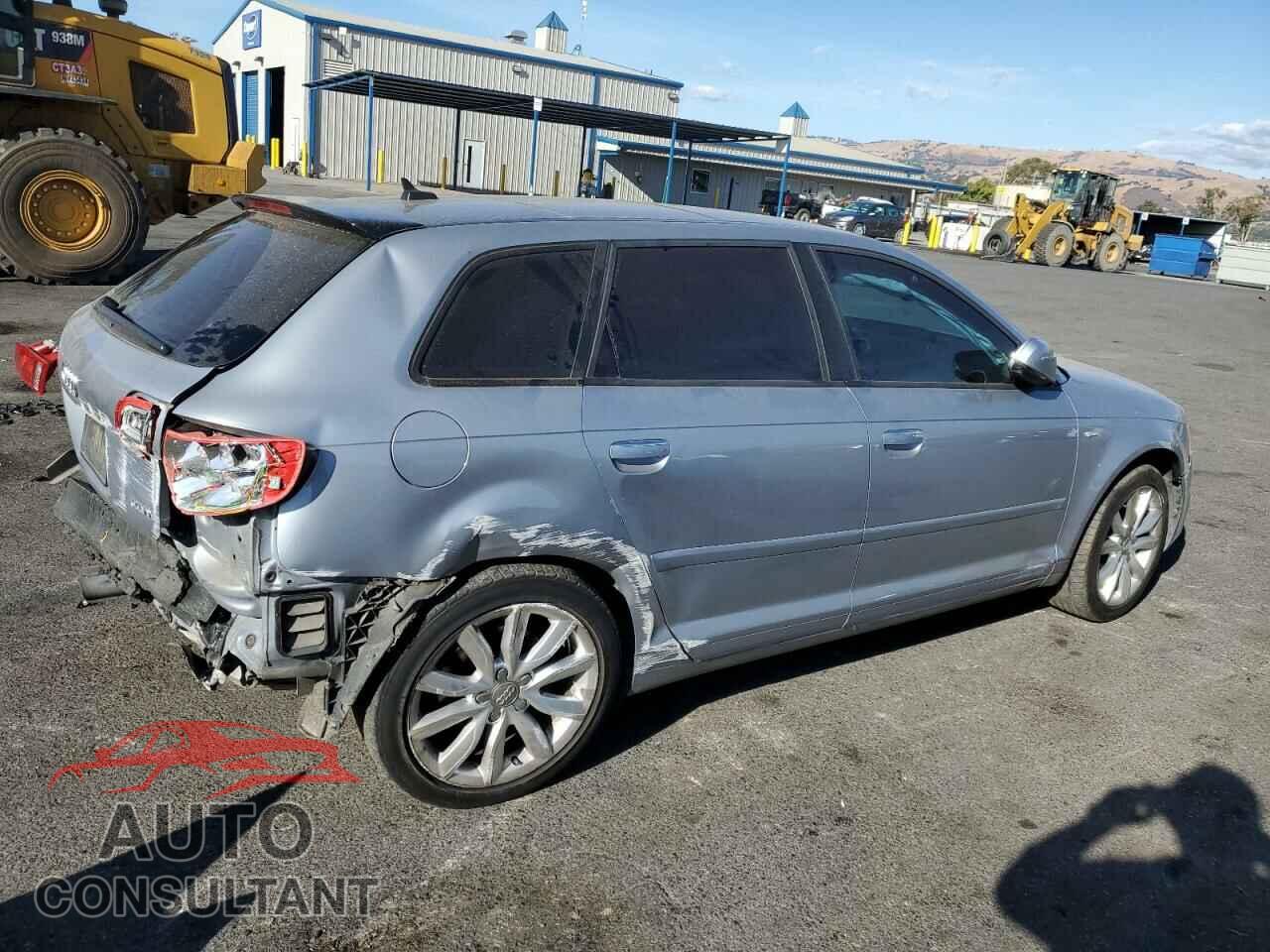 AUDI A3 2011 - WAUBEAFM7BA037728