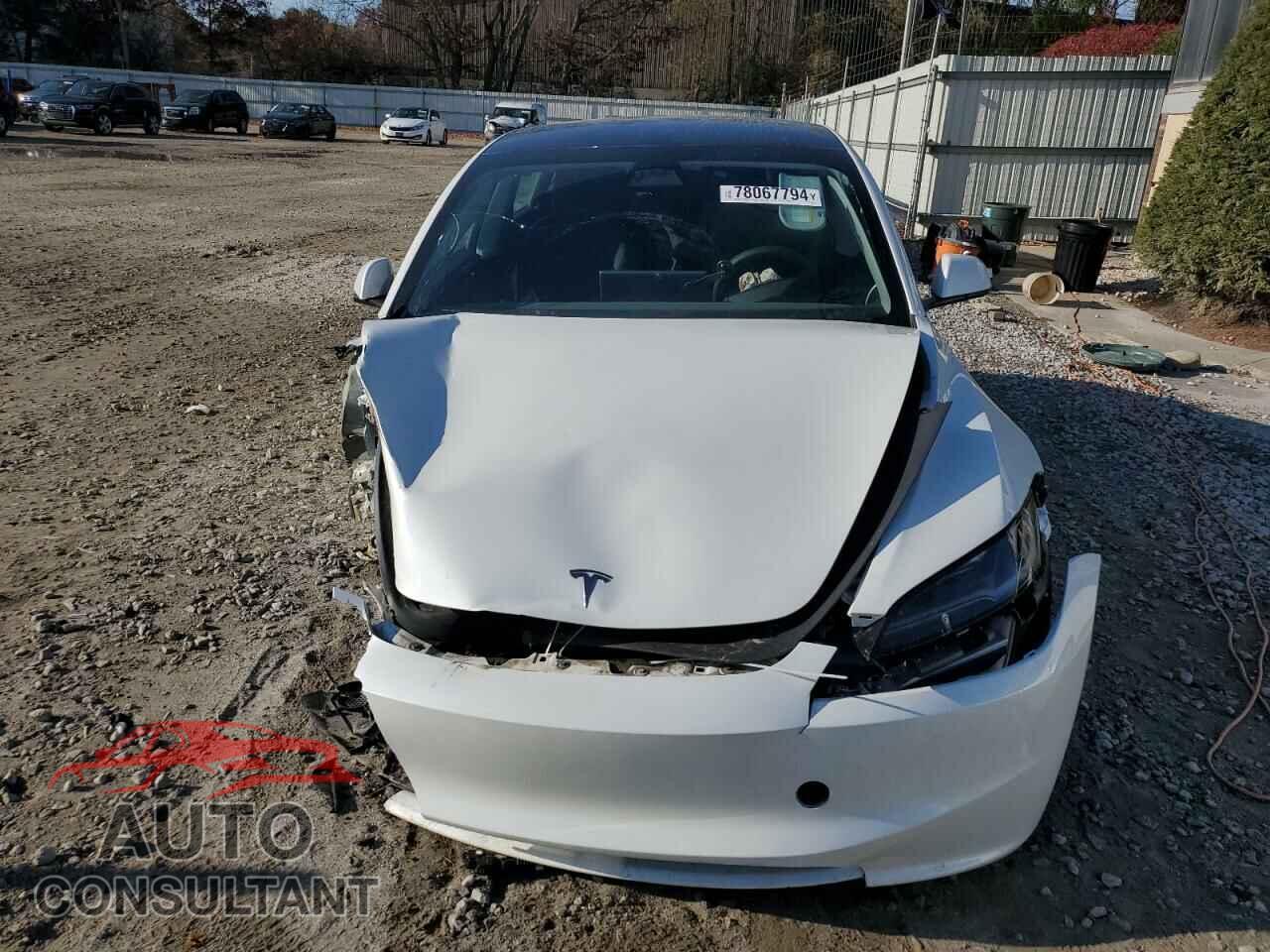 TESLA MODEL 3 2024 - 5YJ3E1EA4RF746763