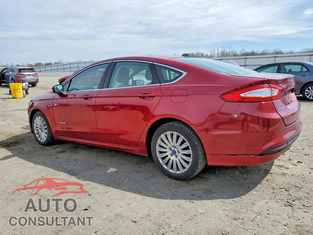 FORD FUSION 2013 - 3FA6P0LU4DR252740