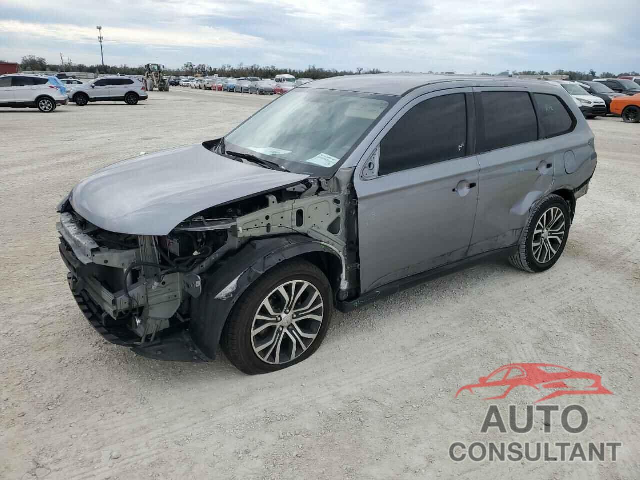 MITSUBISHI OUTLANDER 2018 - JA4AD3A33JZ017661