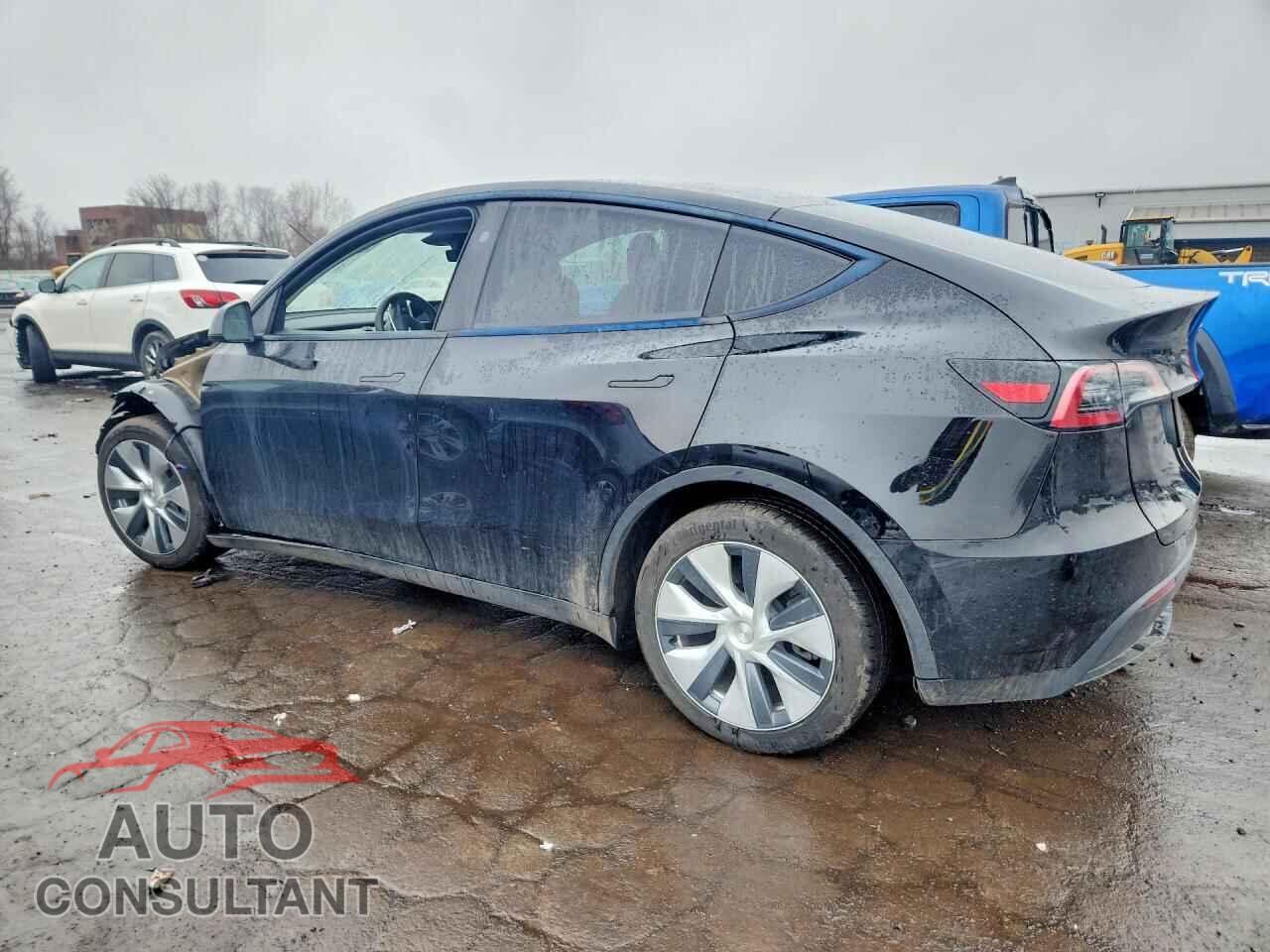 TESLA MODEL Y 2023 - 7SAYGAEE5PF961913