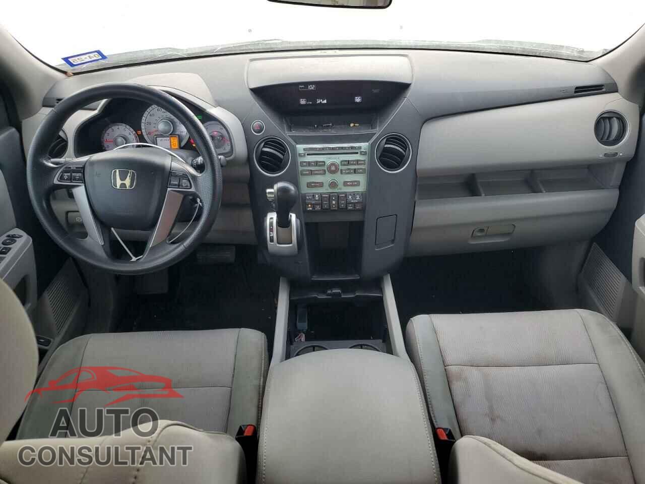 HONDA PILOT 2011 - 5FNYF3H49BB028863