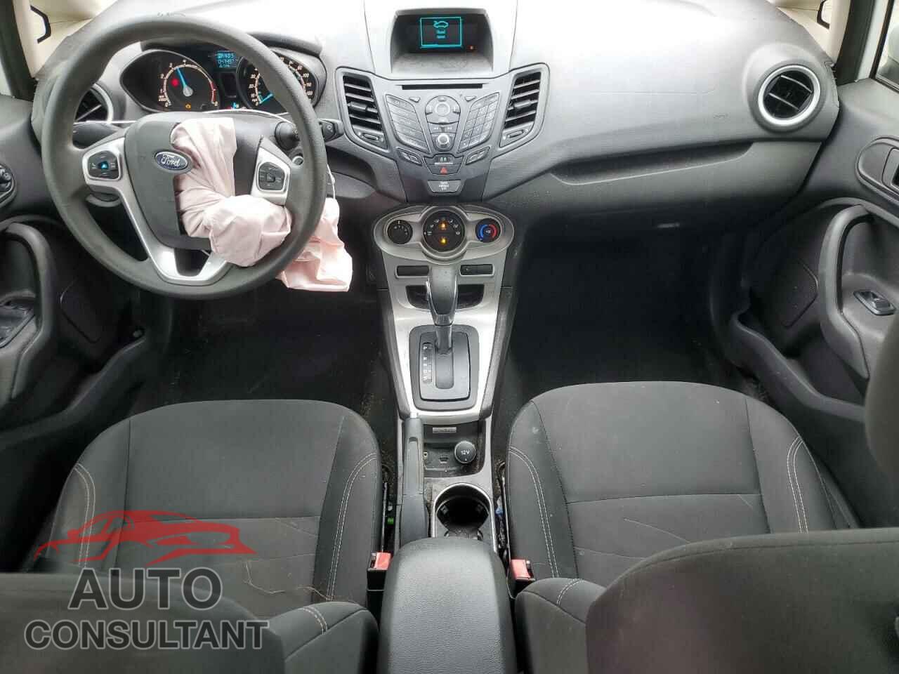 FORD FIESTA 2017 - 3FADP4EJ4HM104818