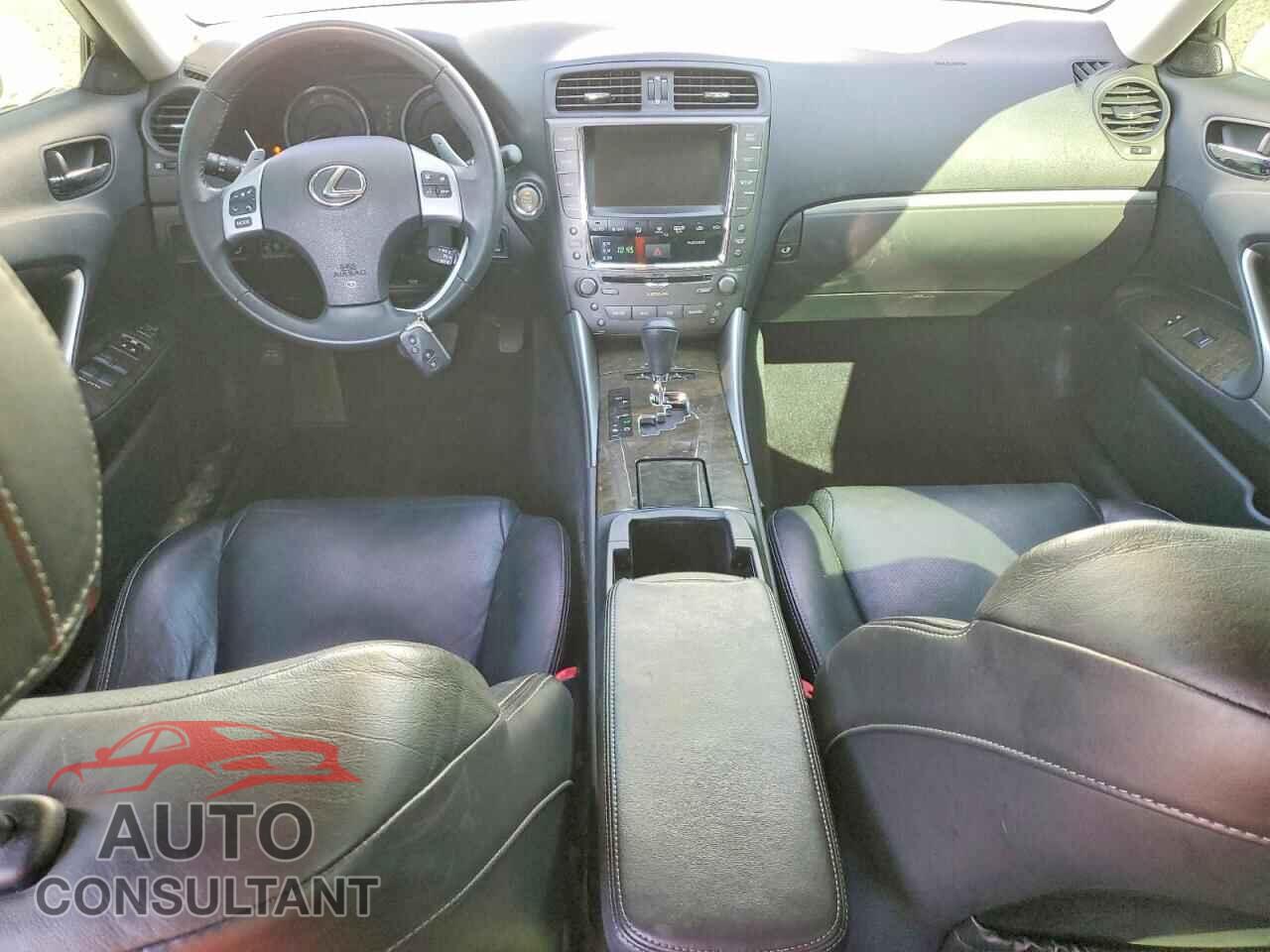 LEXUS IS 2011 - JTHBF5C26B5138650