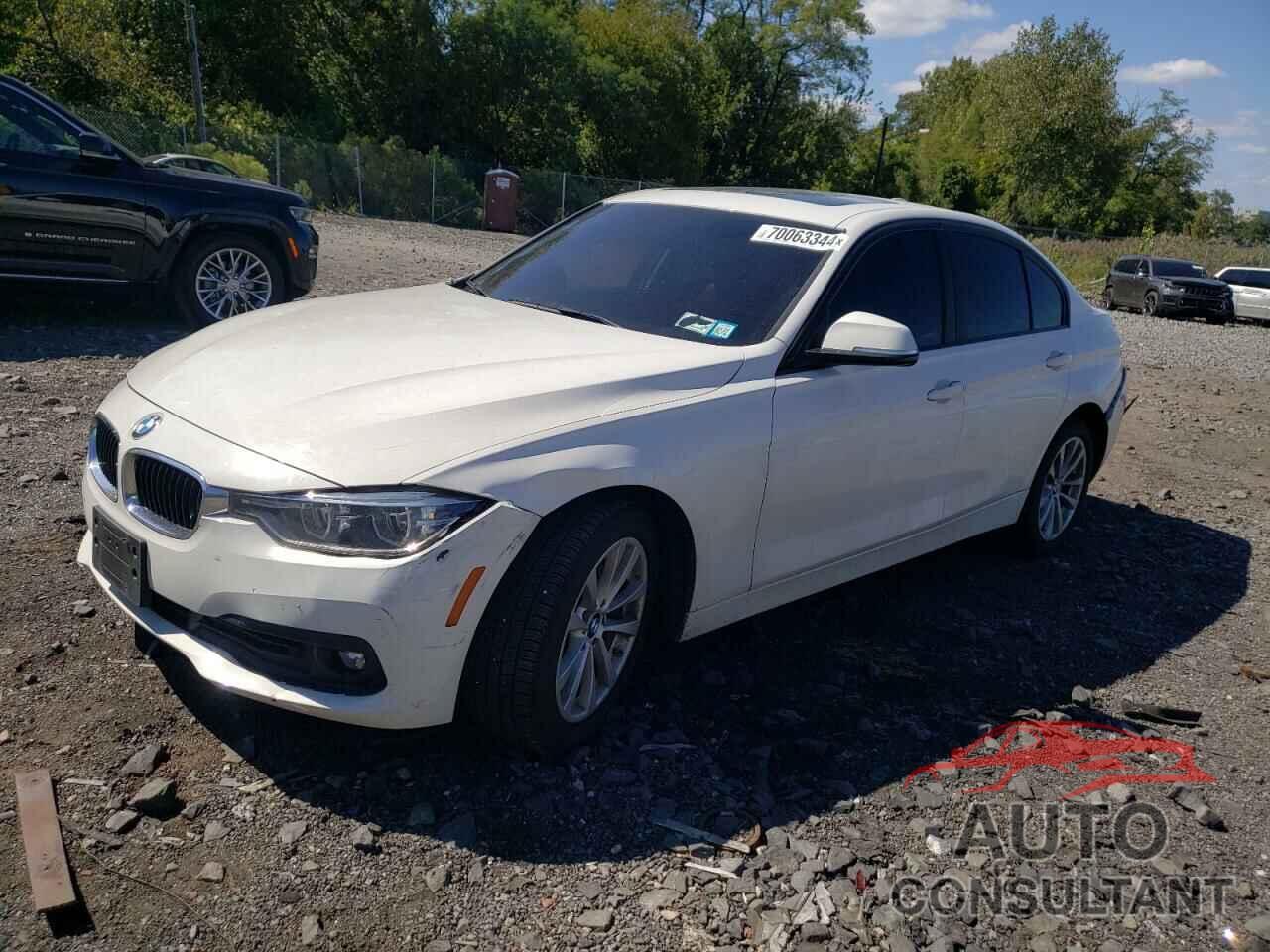 BMW 3 SERIES 2018 - WBA8E5G52JNV03274