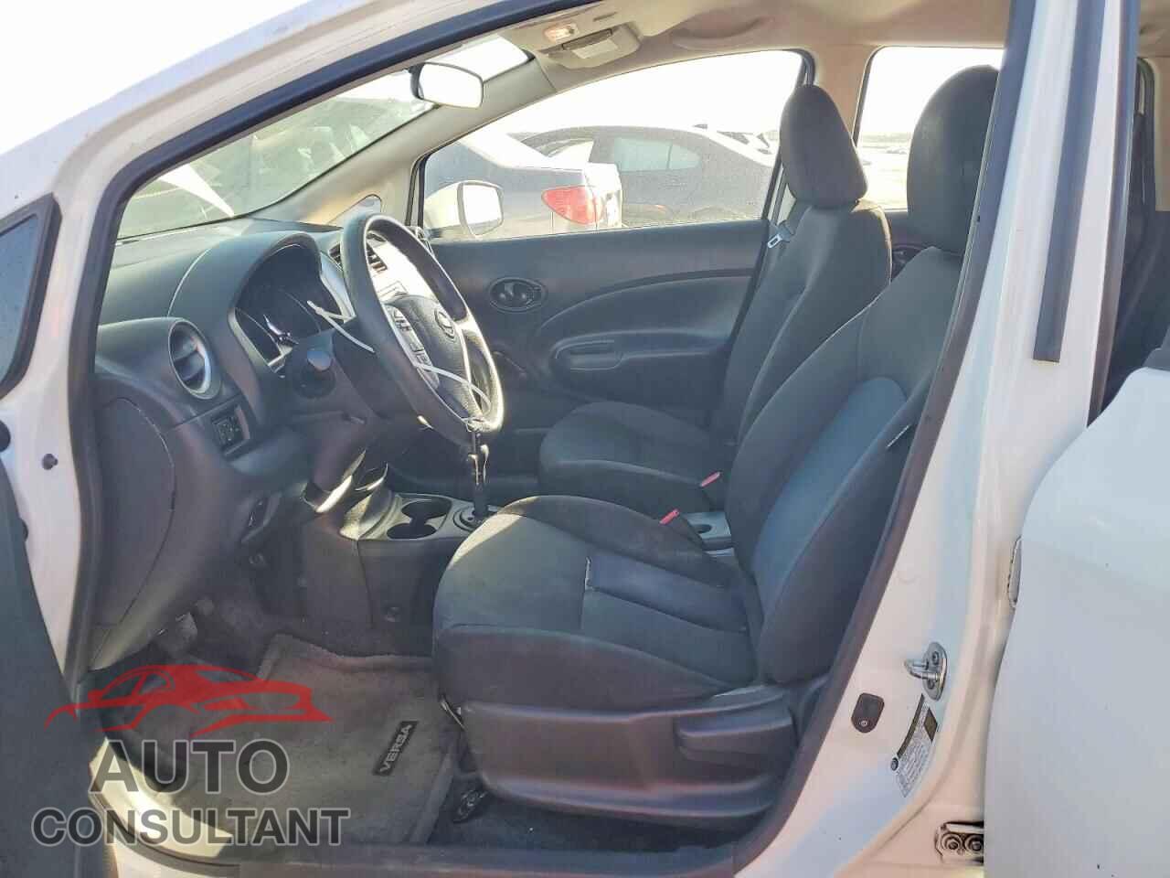 NISSAN VERSA 2016 - 3N1CE2CP2GL376170