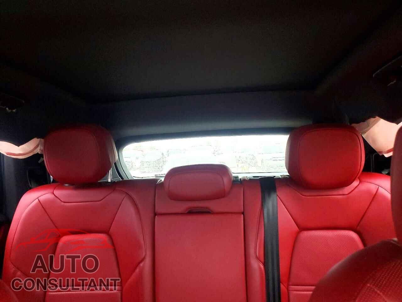 PORSCHE CAYENNE 2021 - WP1AA2AYXMDA01526