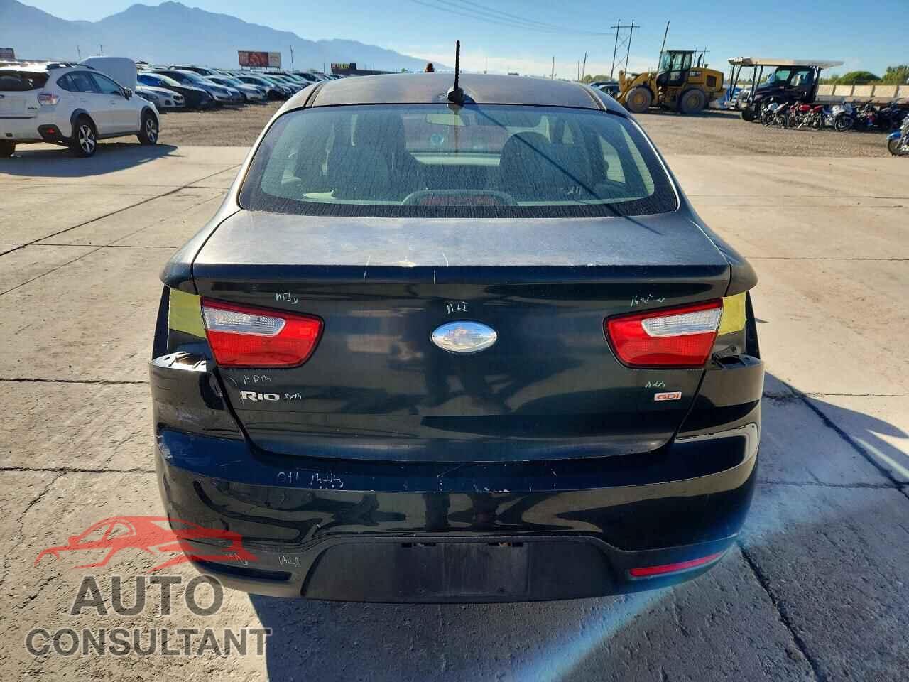 KIA RIO 2014 - KNADM4A3XE6372629