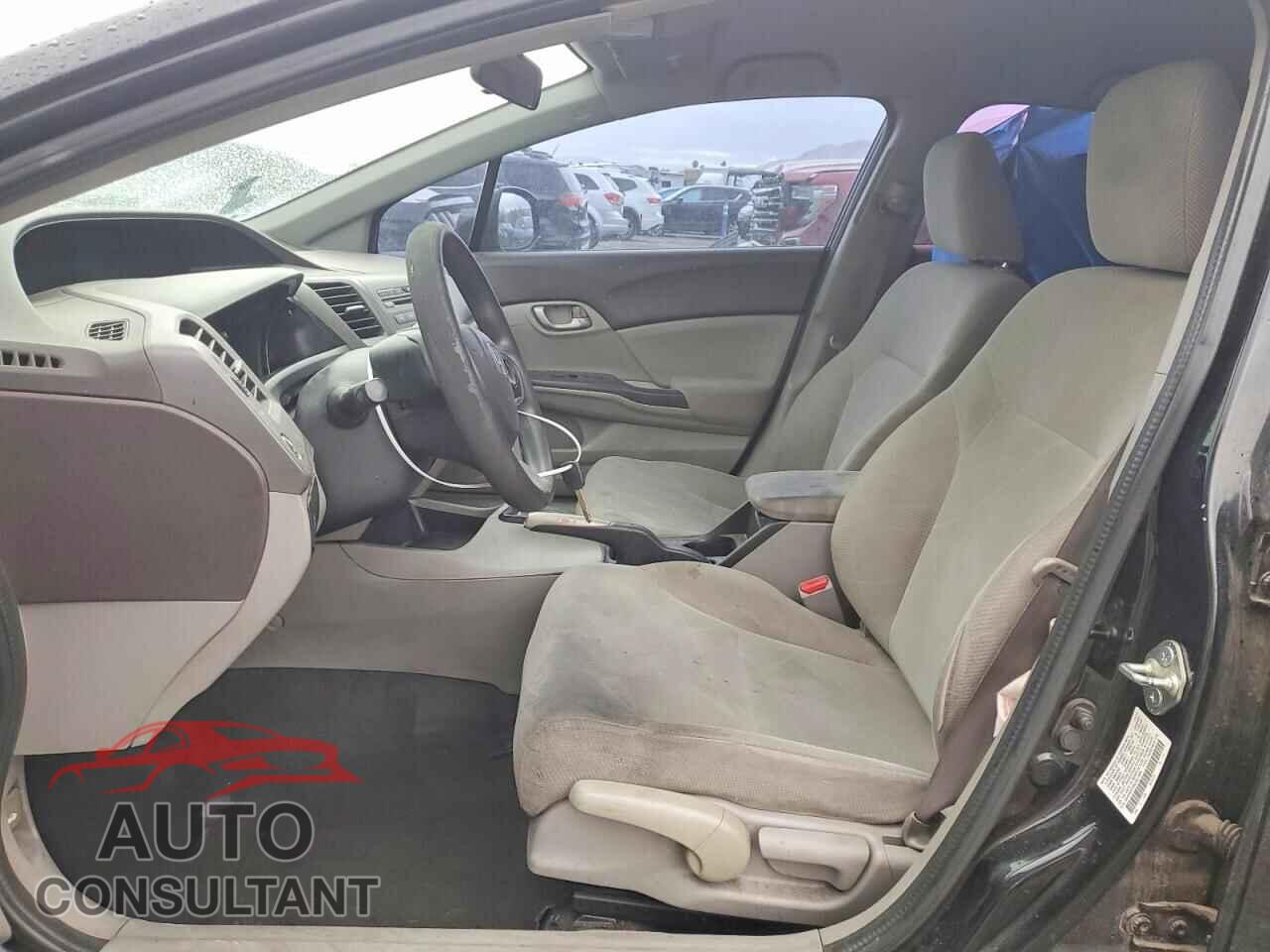 HONDA CIVIC 2012 - 2HGFB2F53CH611984