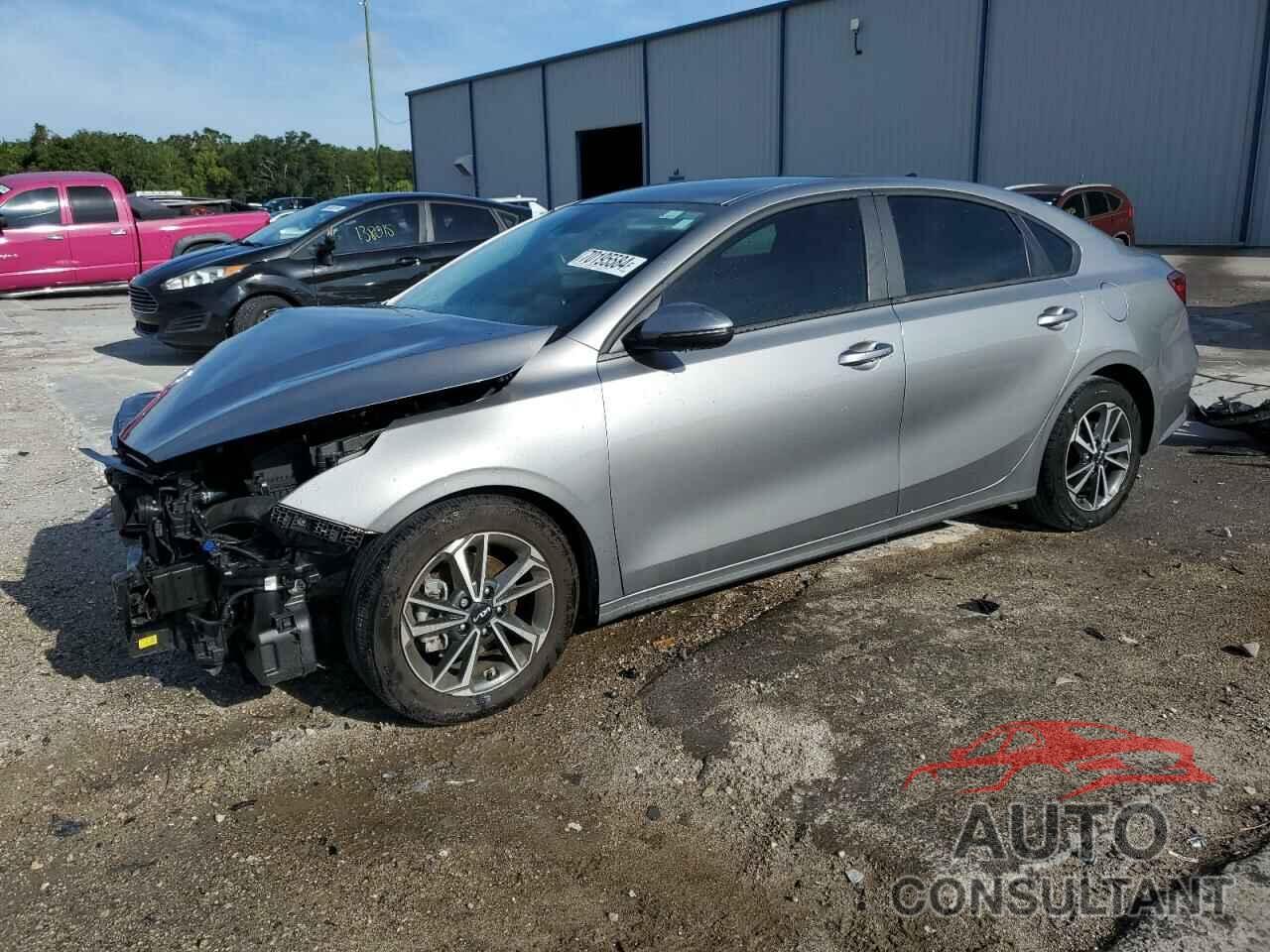 KIA FORTE 2023 - 3KPF24AD8PE521708