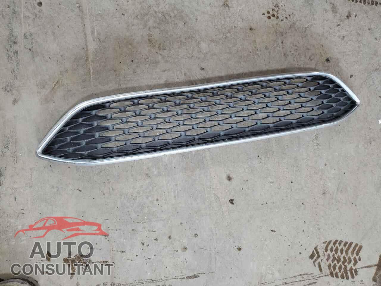 FORD FOCUS 2017 - 1FADP3K21HL327035