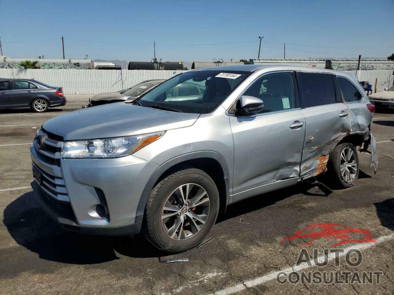 TOYOTA HIGHLANDER 2018 - 5TDZZRFH5JS265333