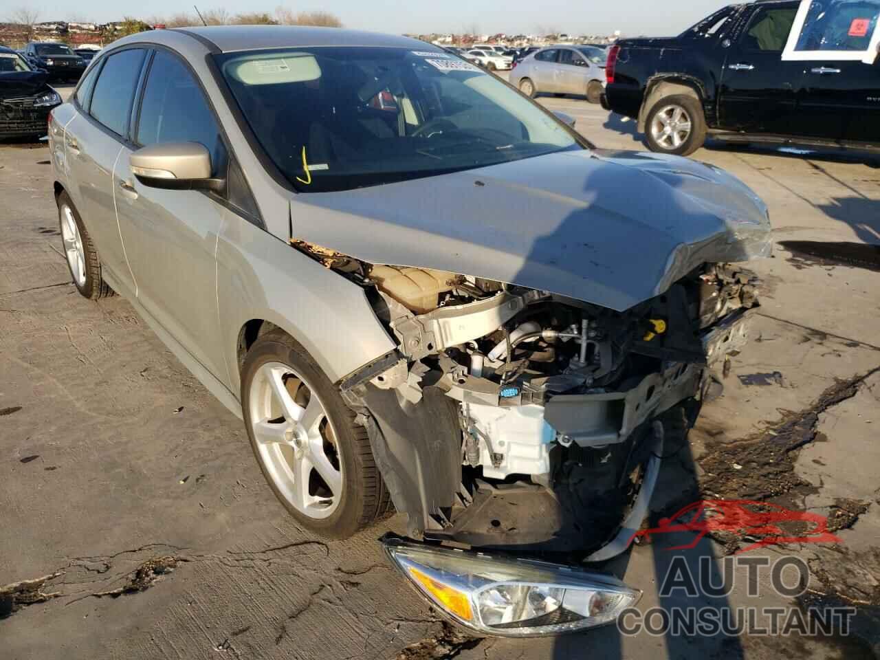 FORD FOCUS 2016 - 1FADP3F29GL398623