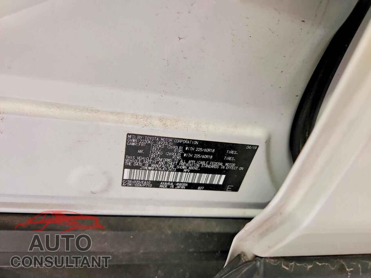 TOYOTA RAV4 2019 - JTMDWRFV1KJ013473