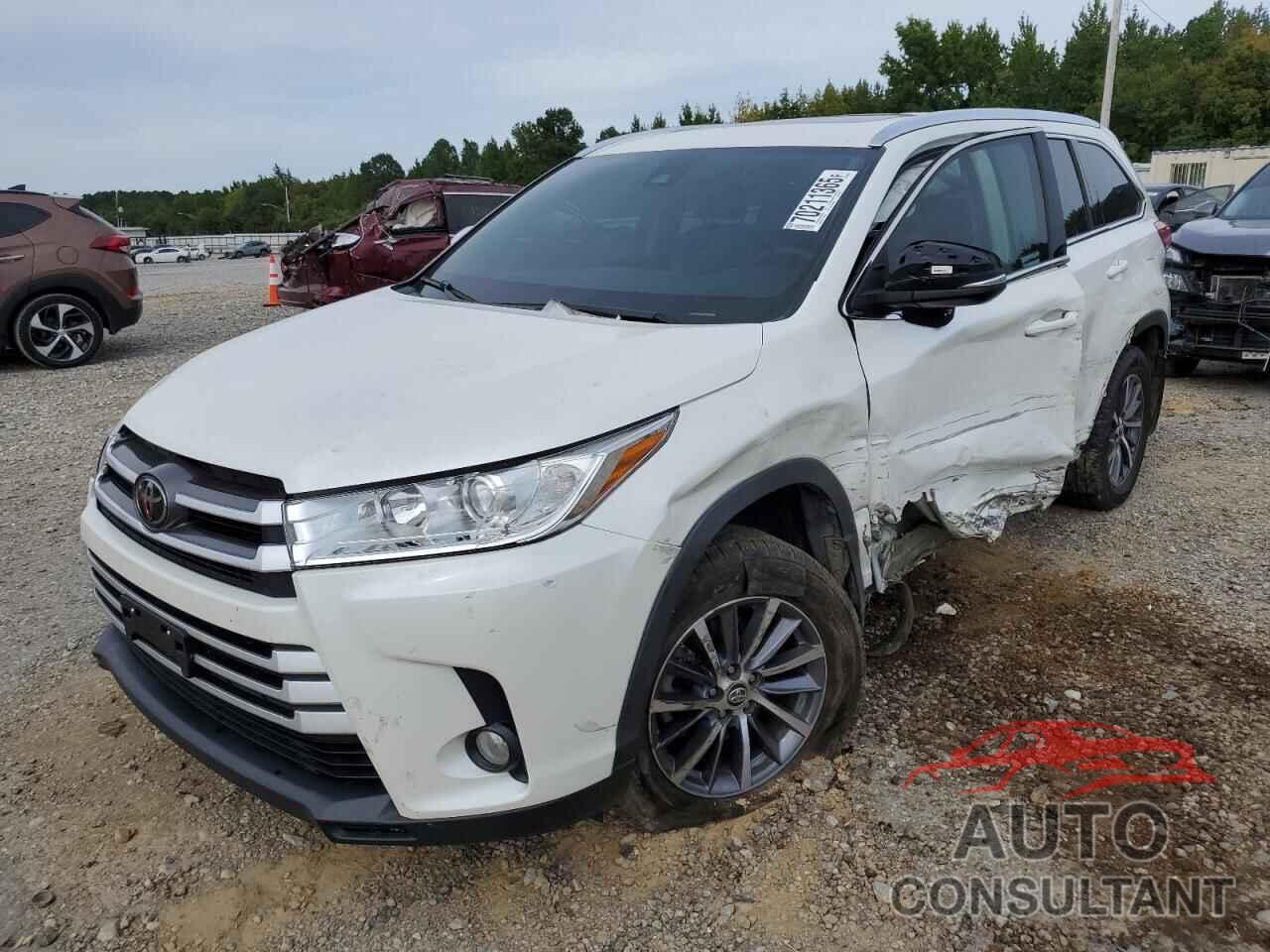 TOYOTA HIGHLANDER 2019 - 5TDJZRFH4KS919642