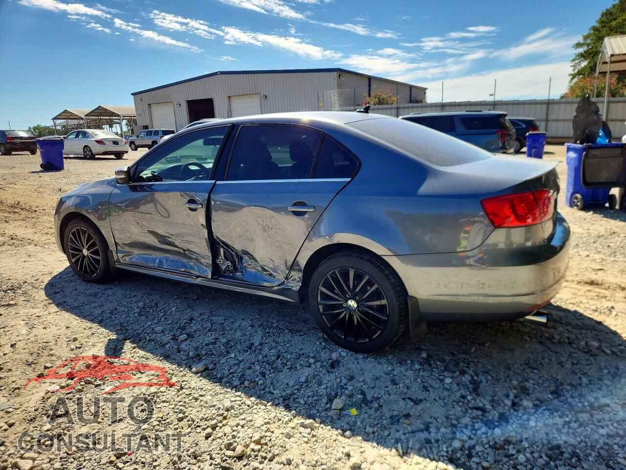 VOLKSWAGEN JETTA 2013 - 3VWLL7AJ3DM381184