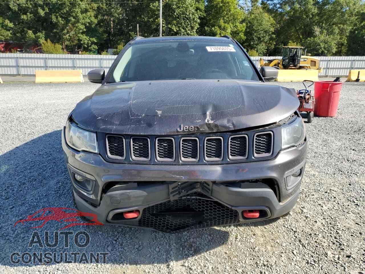 JEEP COMPASS 2018 - 3C4NJDDB0JT143377