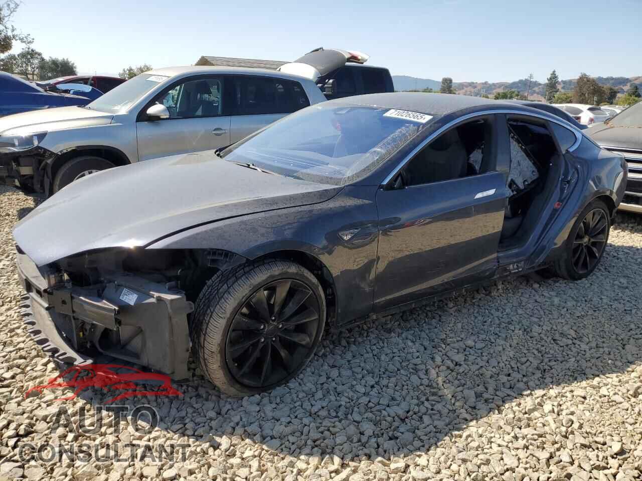 TESLA MODEL S 2016 - 5YJSA1E18GF161320