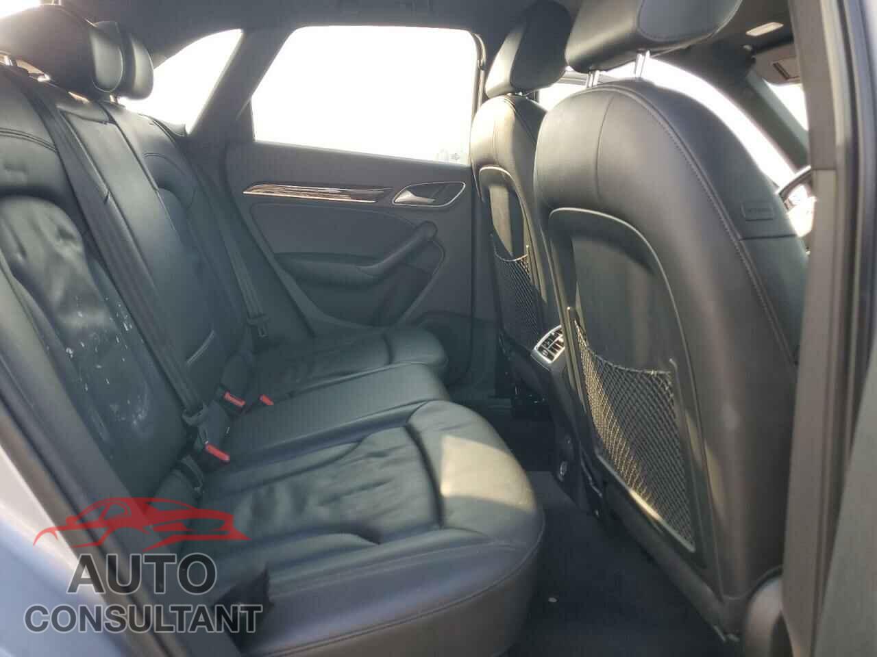 AUDI Q3 2016 - WA1BFCFS5GR017233