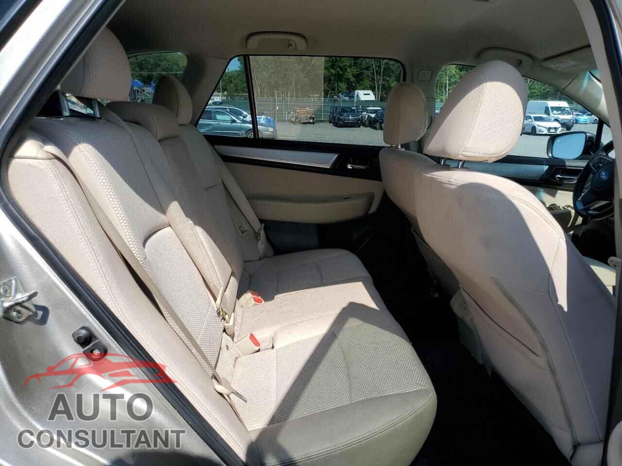 SUBARU OUTBACK 2018 - 4S4BSAFC5J3290564