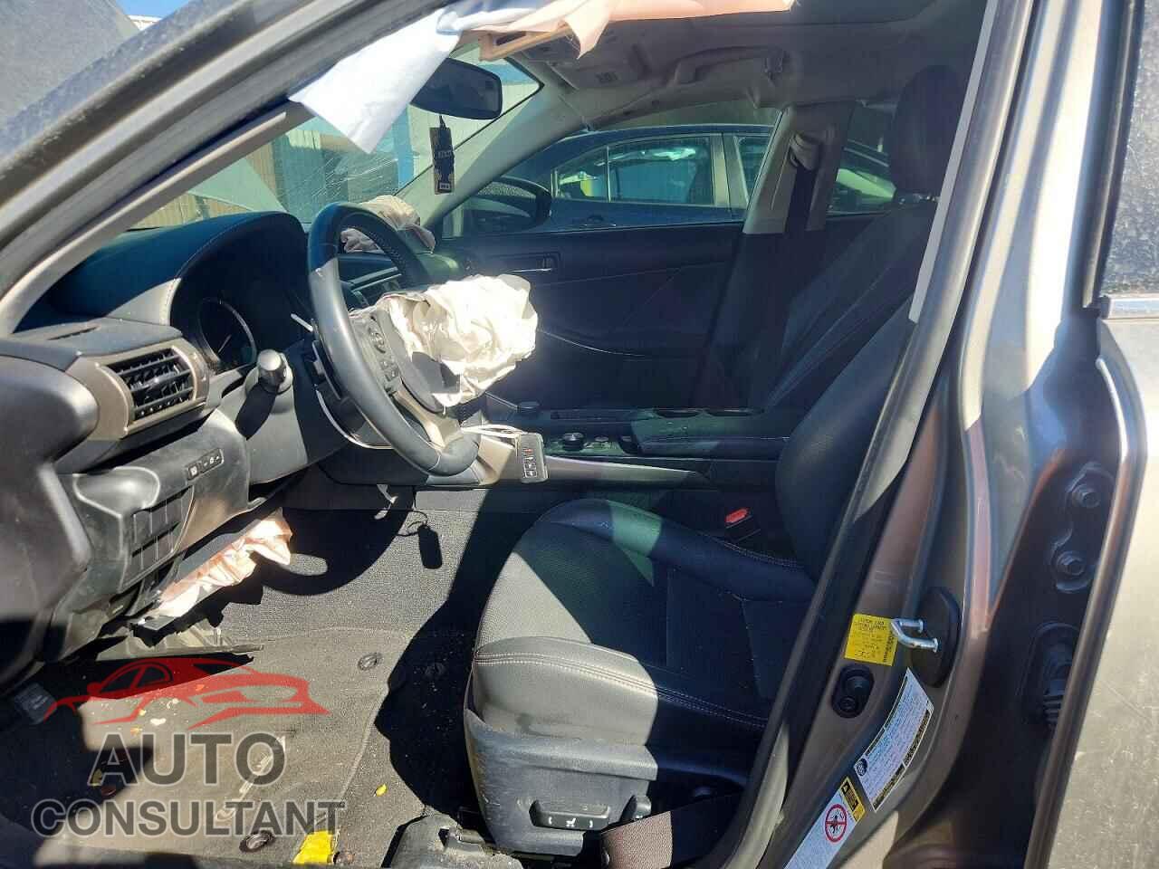 LEXUS IS 2015 - JTHBF1D20F5064168