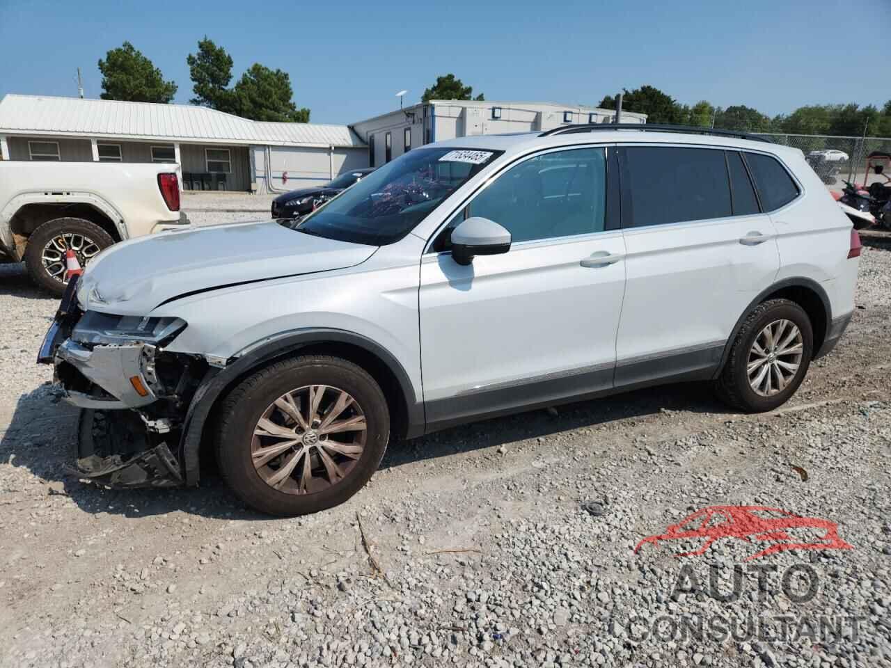 VOLKSWAGEN TIGUAN 2018 - 3VV3B7AX3JM187925