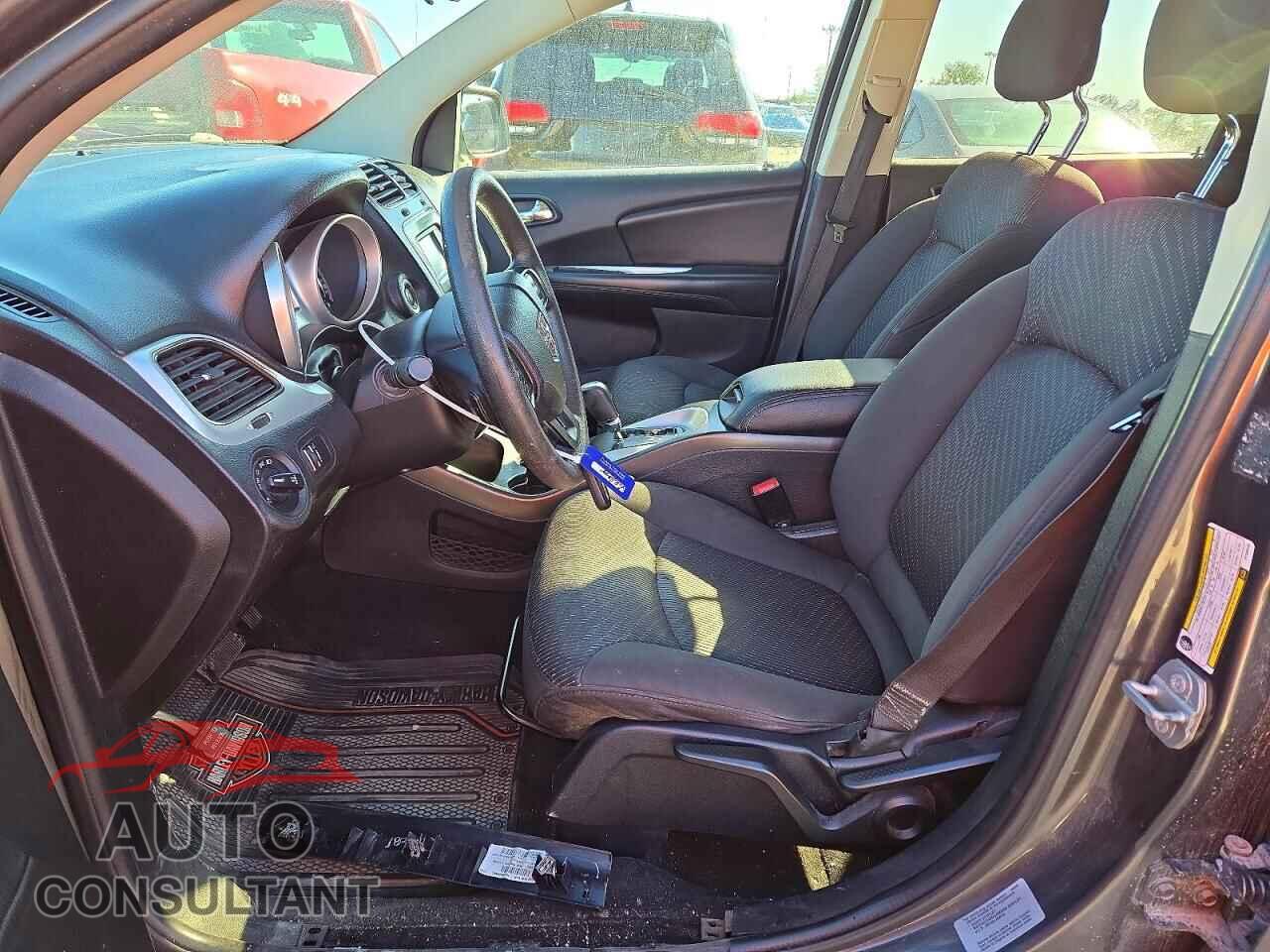 DODGE JOURNEY 2017 - 3C4PDCBG8HT589294