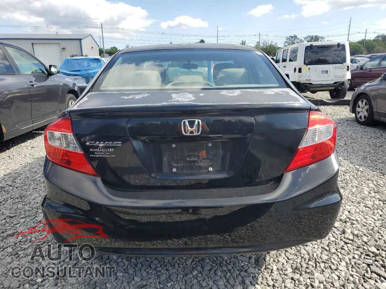 HONDA CIVIC 2012 - 2HGFB2F56CH566748