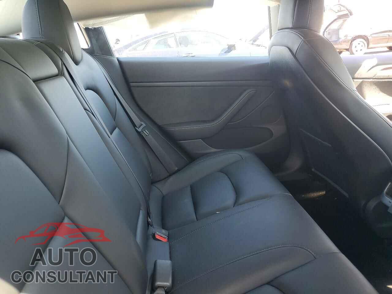 TESLA MODEL 3 2021 - 5YJ3E1EA4MF994732
