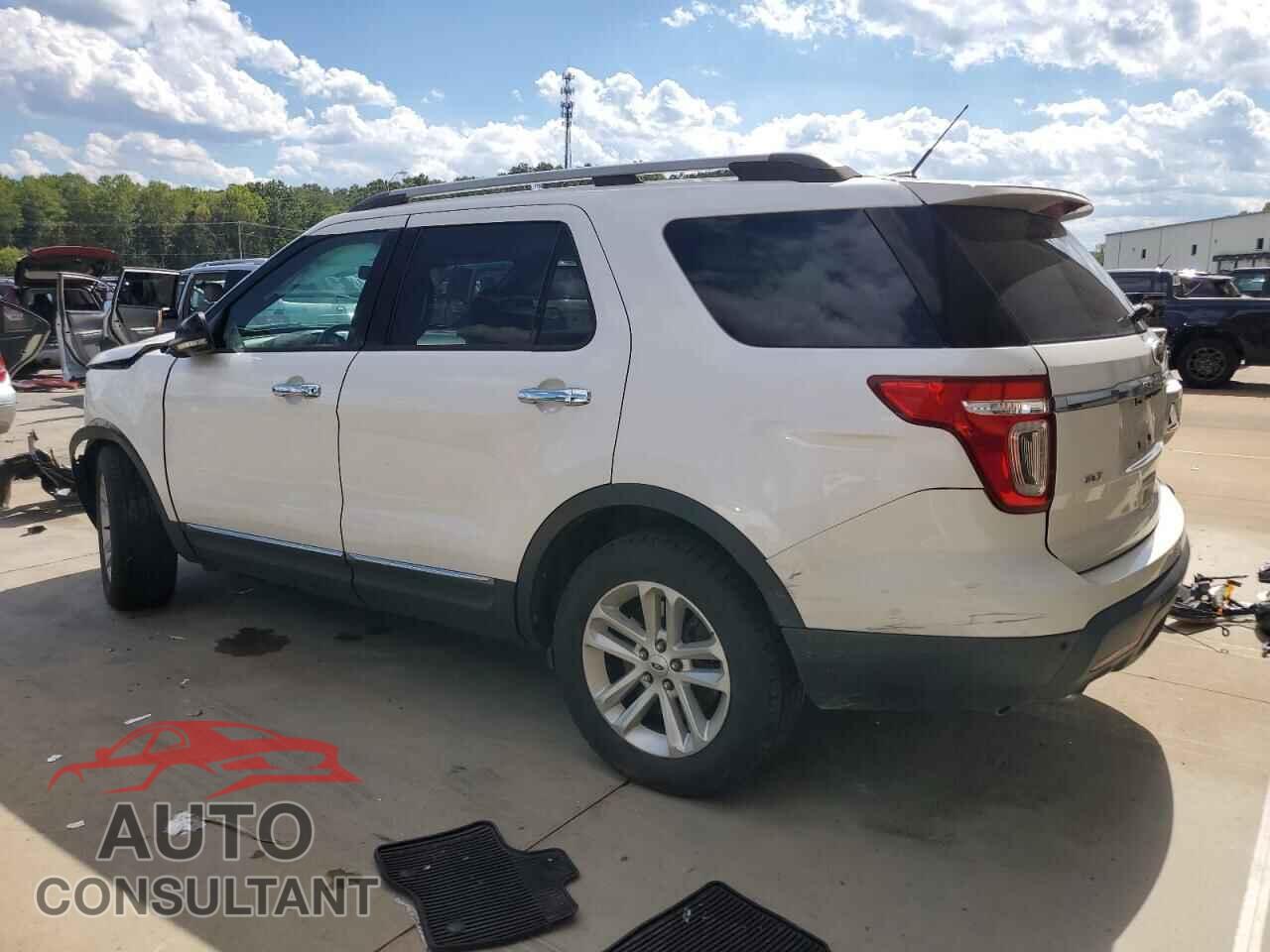 FORD EXPLORER 2013 - 1FM5K7D88DGB57163