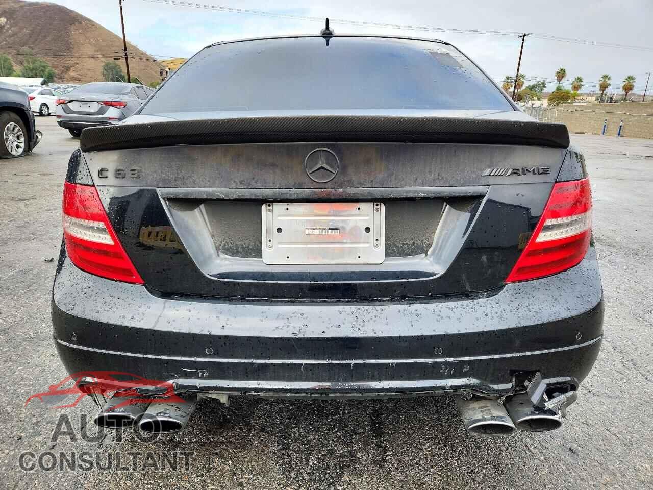 MERCEDES-BENZ C-CLASS 2013 - WDDGF7HB3DA807355