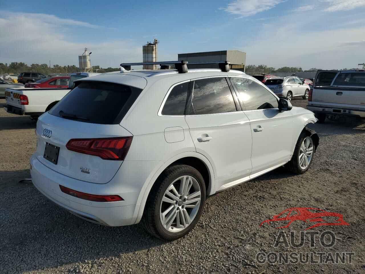 AUDI Q5 2018 - WA1BNAFY6J2083107