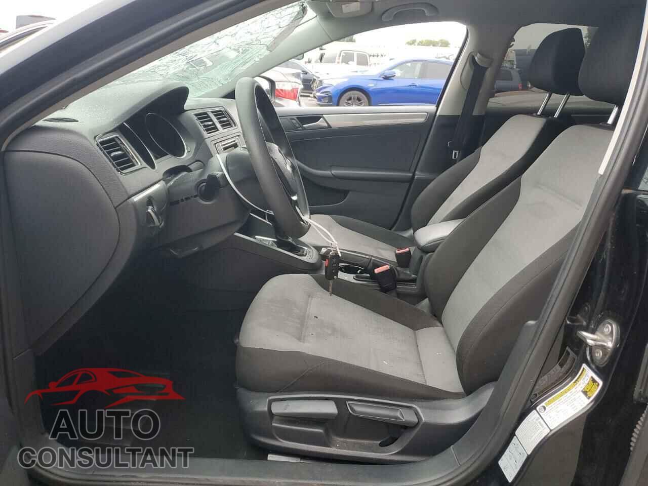 VOLKSWAGEN JETTA 2017 - 3VW2B7AJ5HM378937