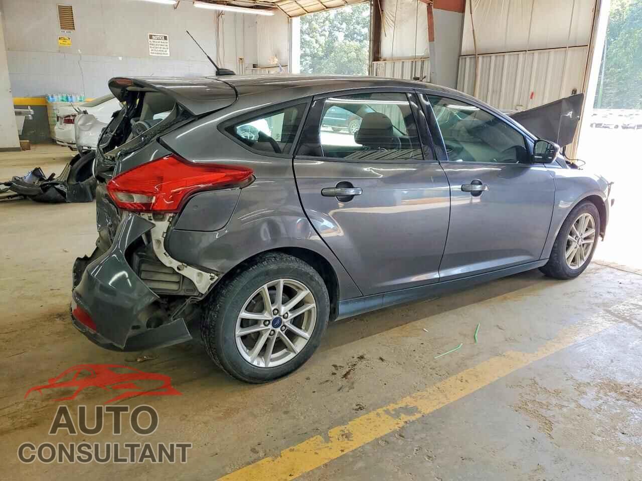 FORD FOCUS 2015 - 1FADP3K24FL378719