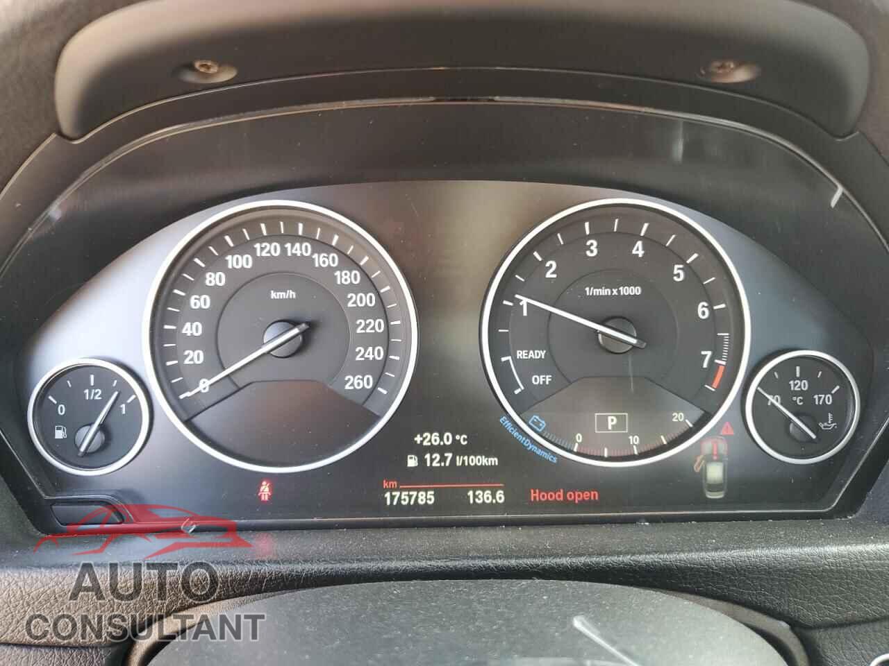BMW 3 SERIES 2017 - WBA8D9C37HA011663