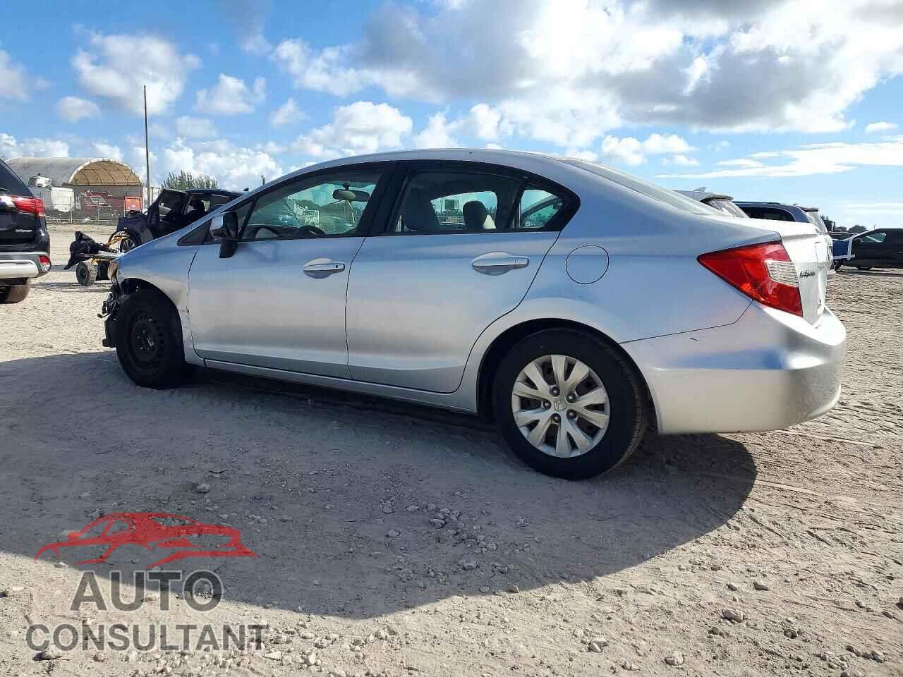 HONDA CIVIC 2012 - 2HGFB2F52CH563653