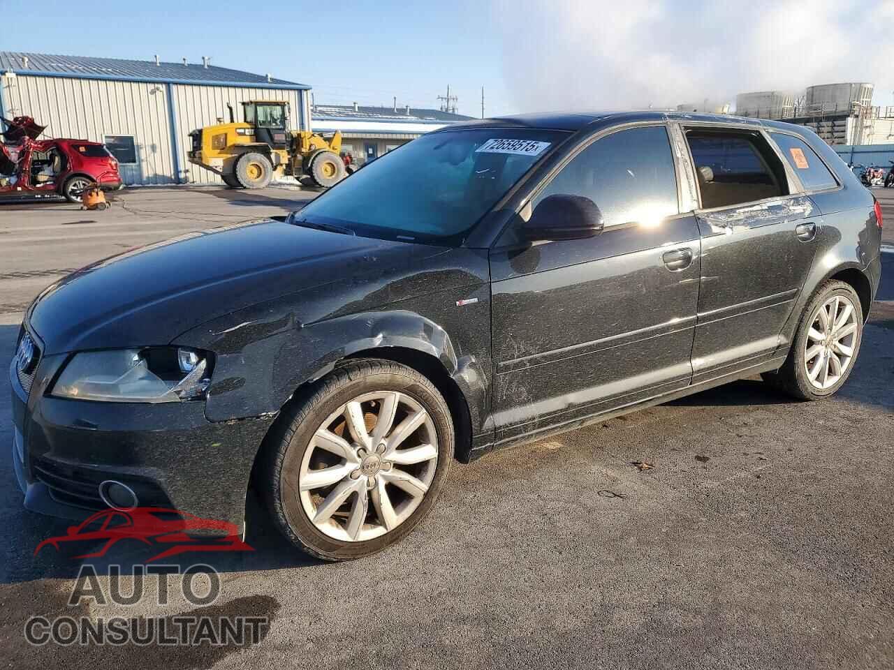 AUDI A3 2010 - WAUBJAFM5AA044607