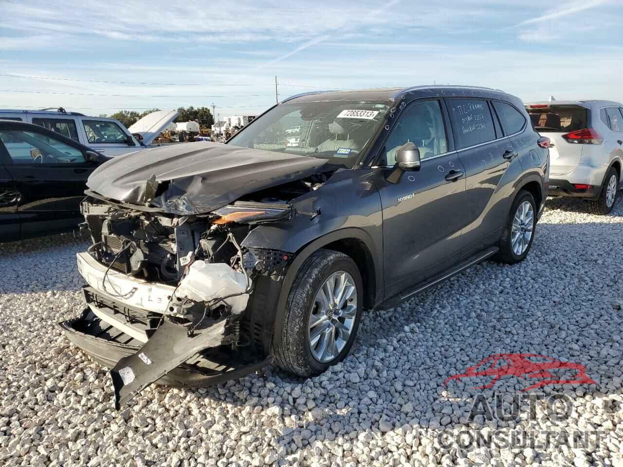 TOYOTA HIGHLANDER 2021 - 5TDYARAH3MS005558