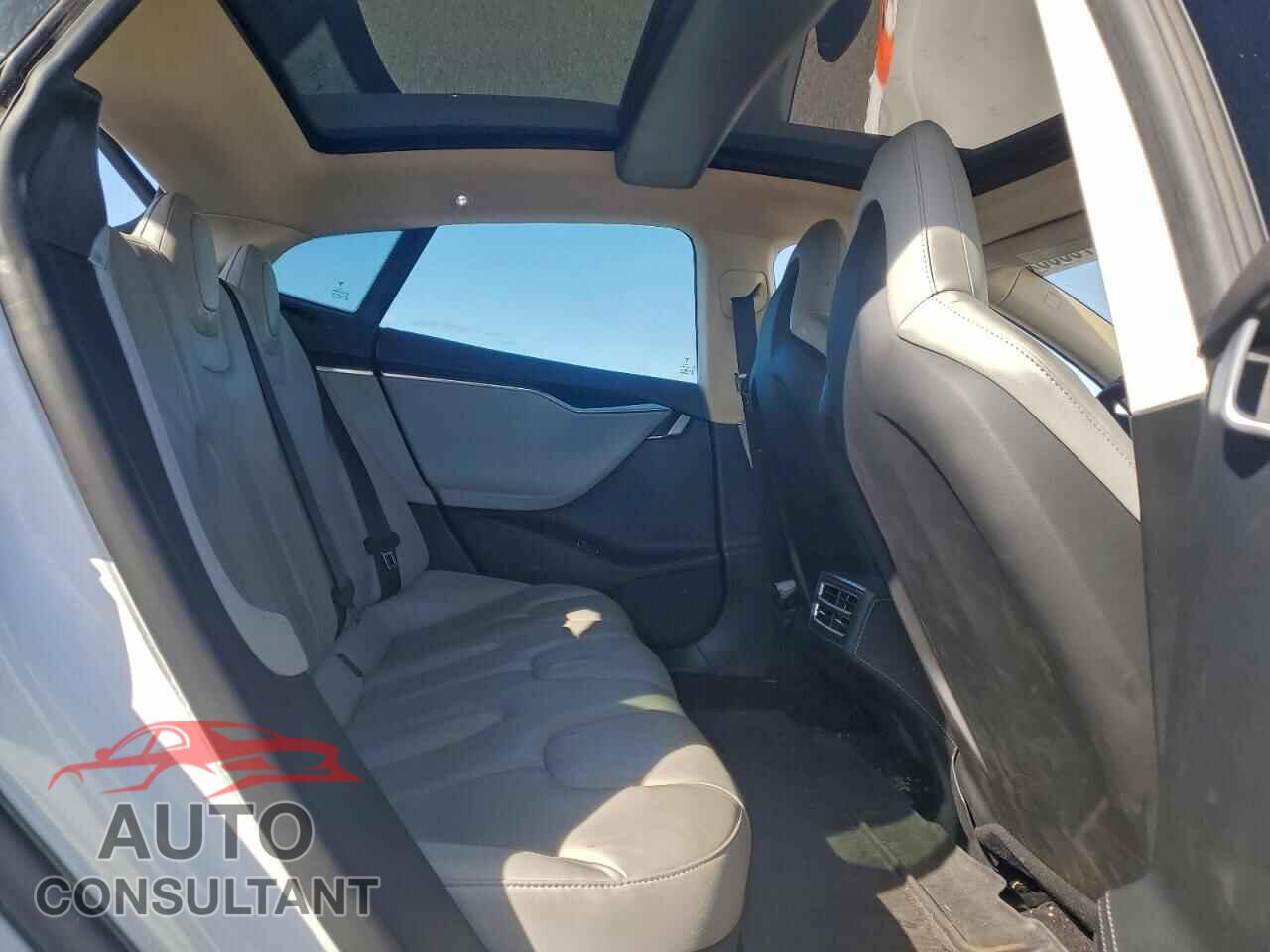 TESLA MODEL S 2014 - 5YJSA1S18EFP43340
