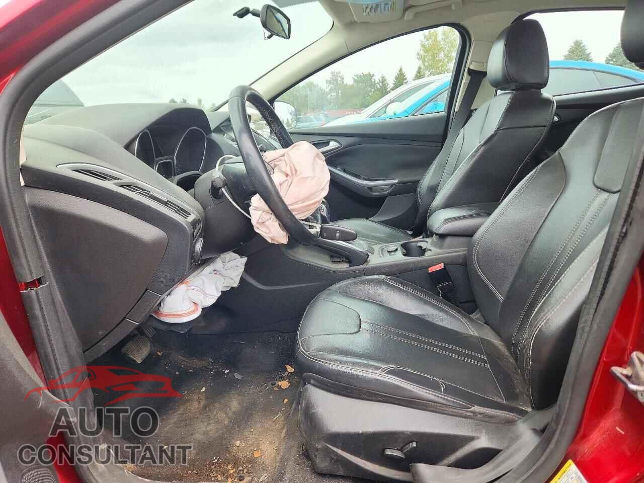 FORD FOCUS 2013 - 1FADP3J25DL241755