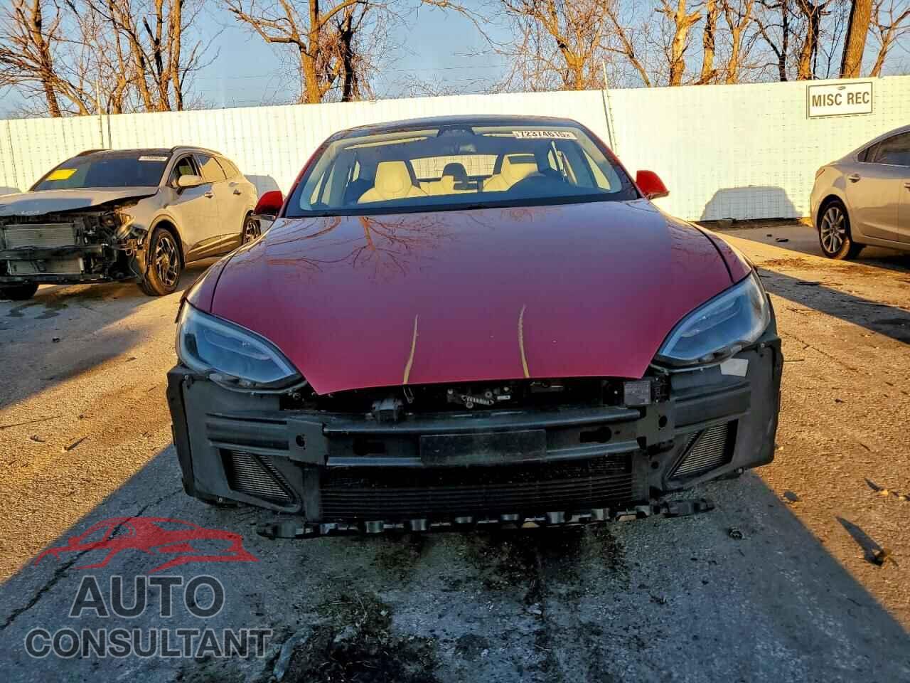 TESLA MODEL S 2018 - 5YJSA1E22JF272476